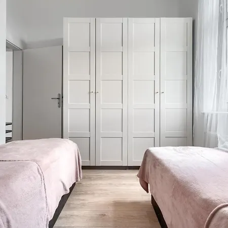 Kamienica Centrum Nr 11 アパート シュチェチン