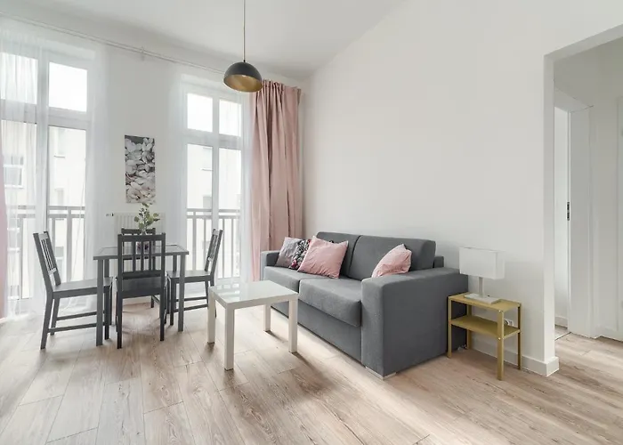 Kamienica Centrum Nr 11 * Στσέτσιν